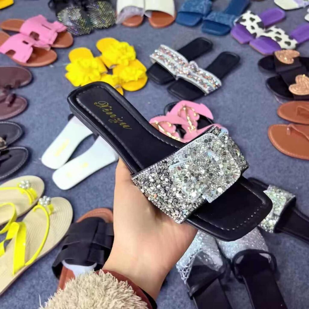 Women fashion flat slippers wholesale . MOQ 500
$2 pairs .,