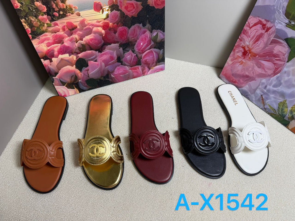 Women's Medallion Logo Flat Slide Sandals Mix A-X1542 – $15.00/unit | MOQ 24