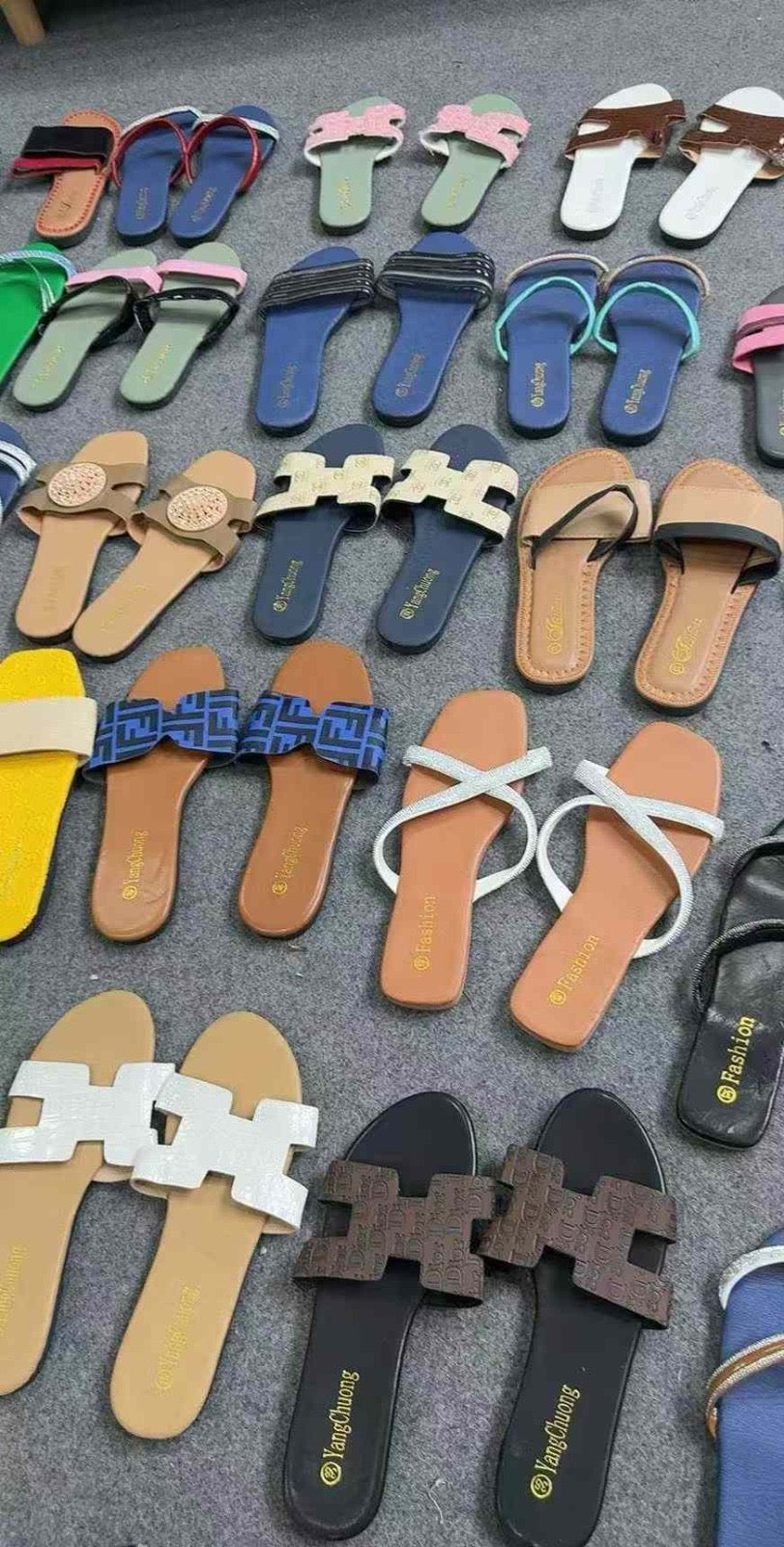 Mixed Women's Sandals & Flip Flops | Assorted Styles & Colors | MOQ 500 Pairs