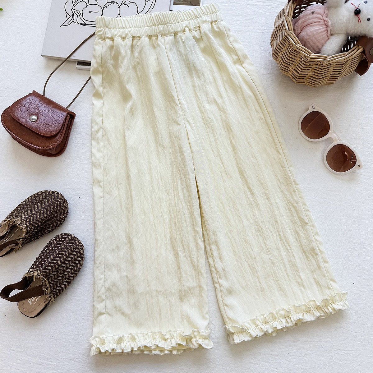 Cute Girls' Summer Outfit Set Sleeveless Ruffled Top and Wide Leg Pants Two-Piece Fashionable Baby Clothing Set