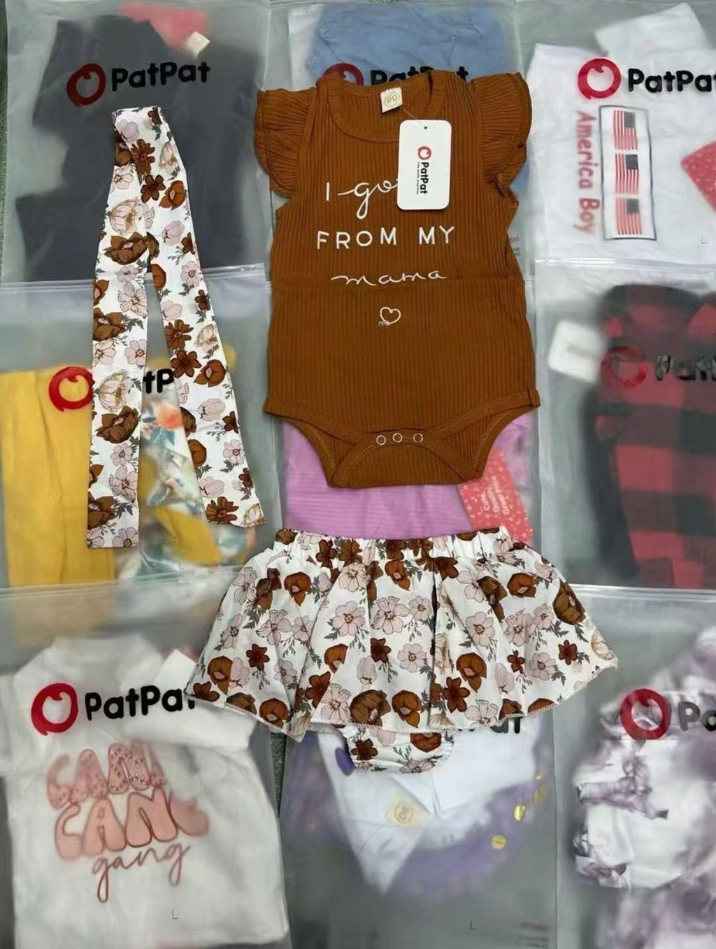 Mix Clothes Patpat Boys & Girls – Mix Size & Style | MOQ 100 pcs | Unit $2.30 | Dozen $27.60 | Code: Mix-GB-220