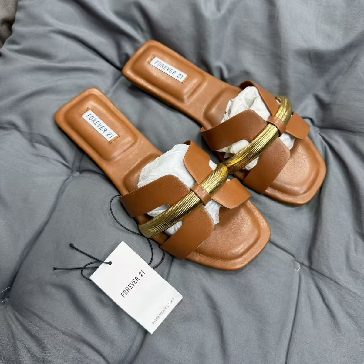 Sanchez A12 Flat Sandals for Women – Wholesale | $10.50/Pair | MOQ 10 Per Style | Black & Brown