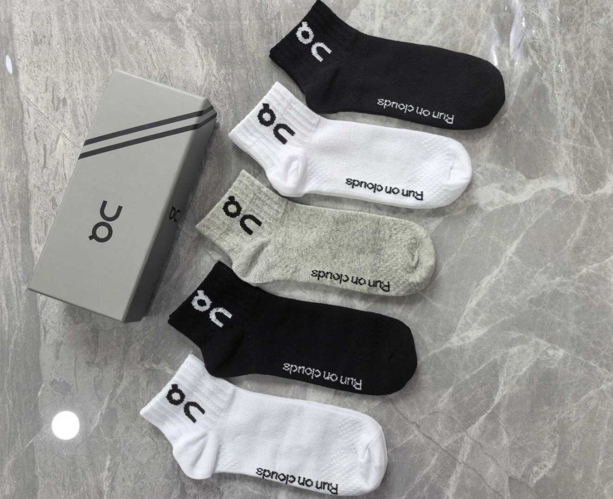 Mixed Kids' Socks Wholesale | Ages 2–12 | Boys & Girls | $2.50/Pair | MOQ 250 Pairs