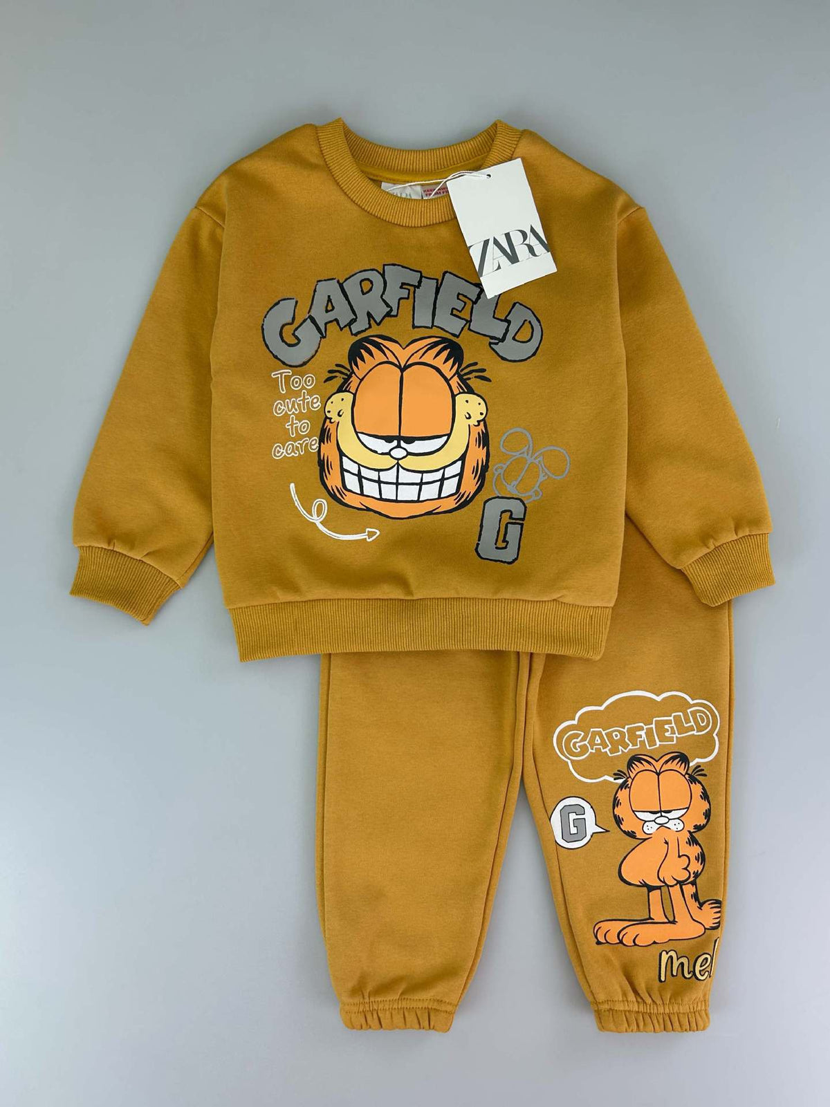 Mix-GC-110 | Kids' Minnie Mouse 2-Piece Tracksuit Set – Boys & Girls | Mixed Designs | Sizes 2-12 Years Old | $7.00/set | $84.00/dz | MOQ 500 | Total $3,500.00