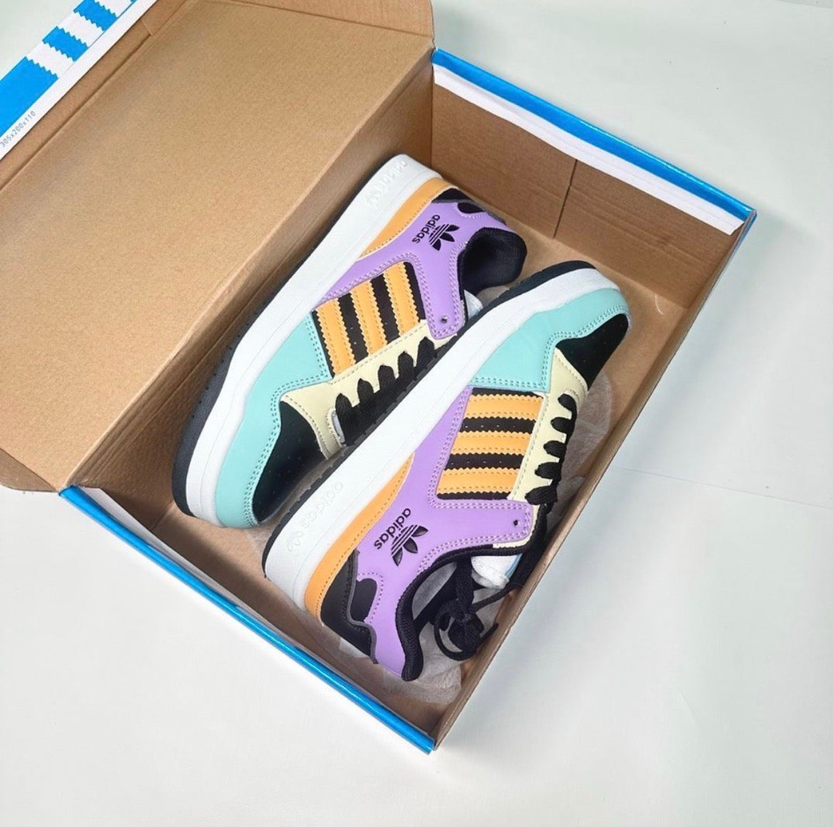 Bulk Men's Shoes | 100pcs Per Color/Style | Wholesale Pricing | MOQ 100pcs
