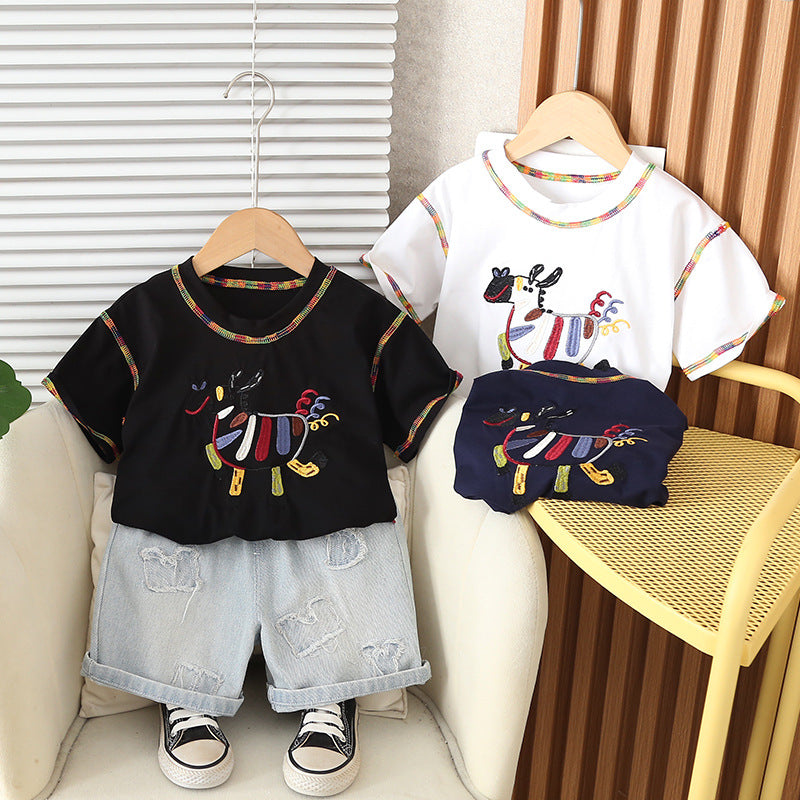Short sleeved two-piece baby clothing set