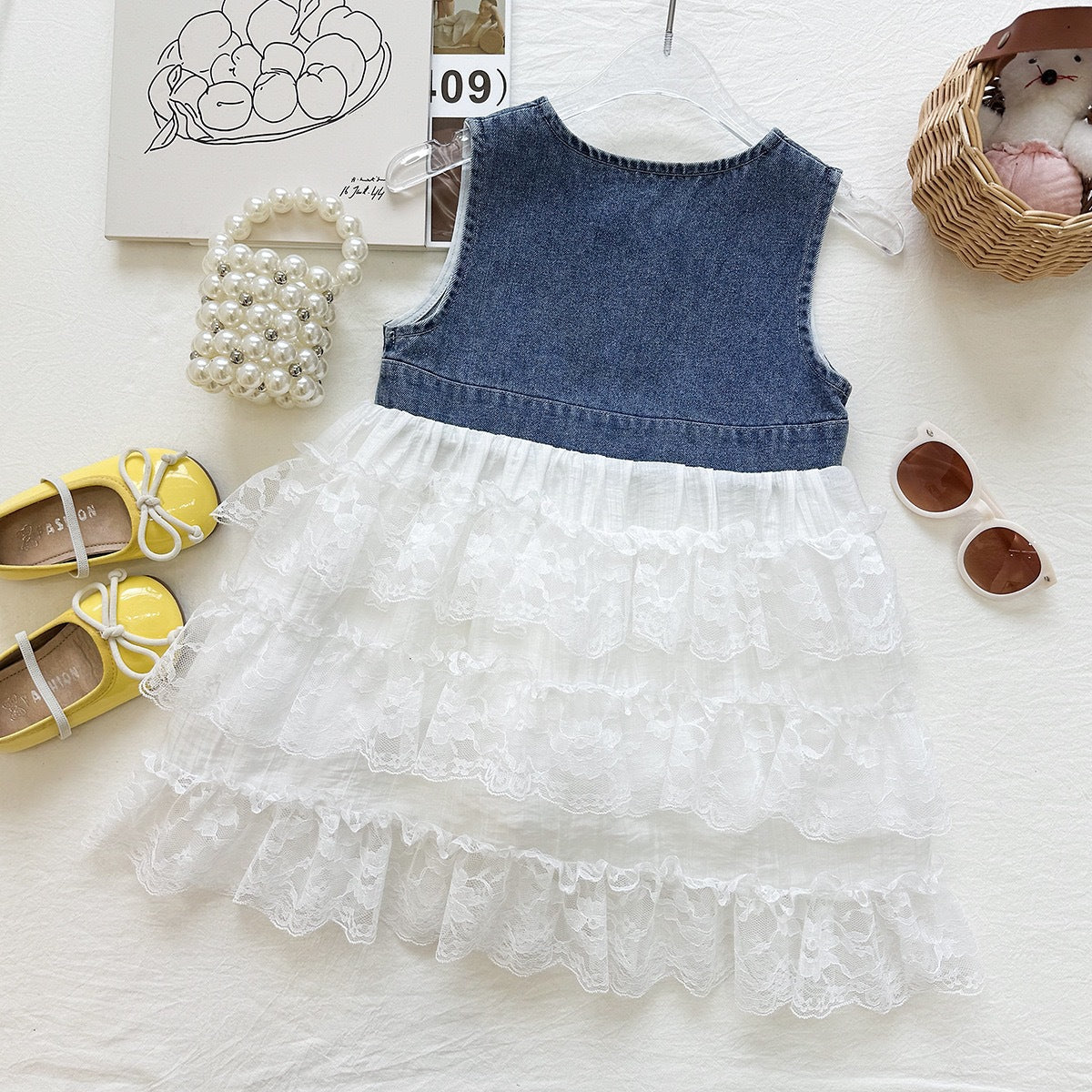 Cotton Blend Lace Sleeveless Dress for Girls, Summer Fashion Style, Princess Cake Skirt with Denim Patchwork Design