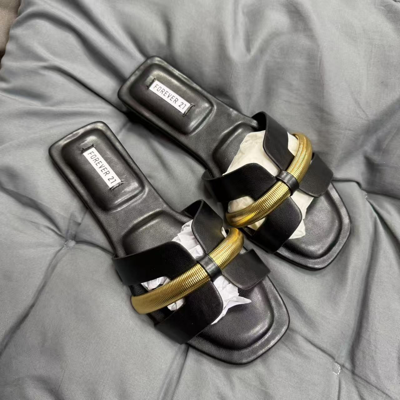 Sanchez A12 Flat Sandals for Women – Wholesale | $10.50/Pair | MOQ 10 Per Style | Black & Brown