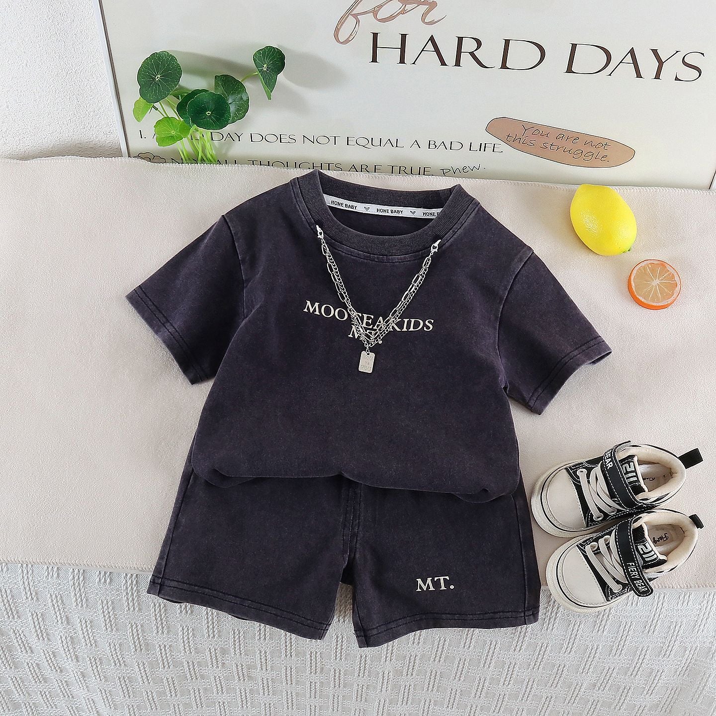 Summer two-piece set of baby clothes