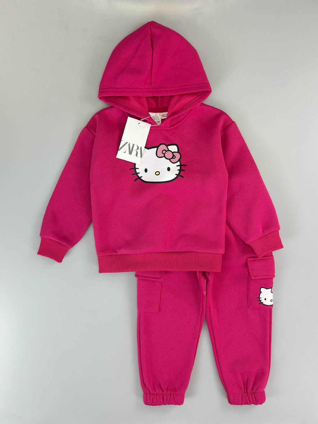 Mix-GC-110 | Kids' Minnie Mouse 2-Piece Tracksuit Set – Boys & Girls | Mixed Designs | Sizes 2-12 Years Old | $7.00/set | $84.00/dz | MOQ 500 | Total $3,500.00