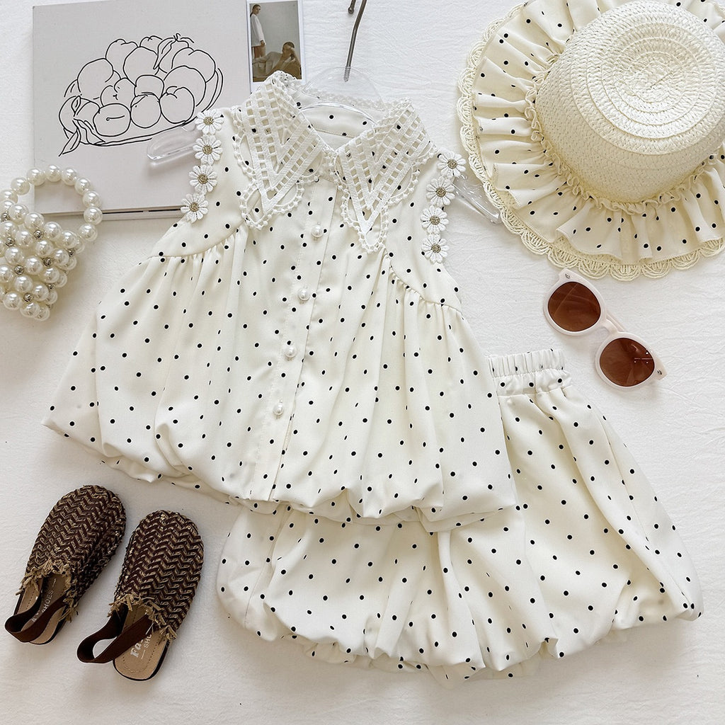 Girls' Summer Outfit SetPolka Dot Sleeveless Top with Bloomer Shorts, Two-Piece Fashionable Children's Clothing