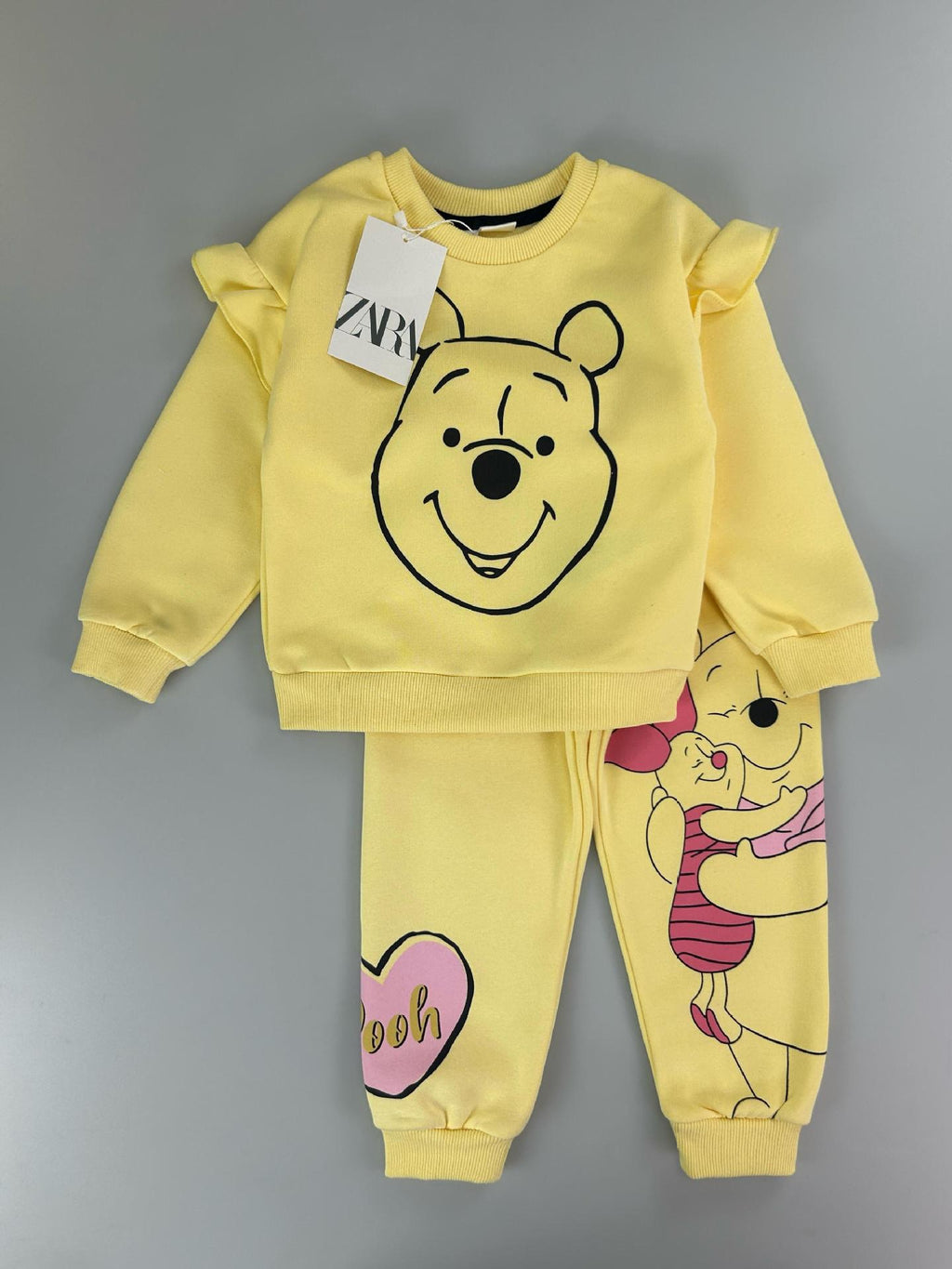 Mix-GC-110 | Kids' Minnie Mouse 2-Piece Tracksuit Set – Boys & Girls | Mixed Designs | Sizes 2-12 Years Old | $7.00/set | $84.00/dz | MOQ 500 | Total $3,500.00