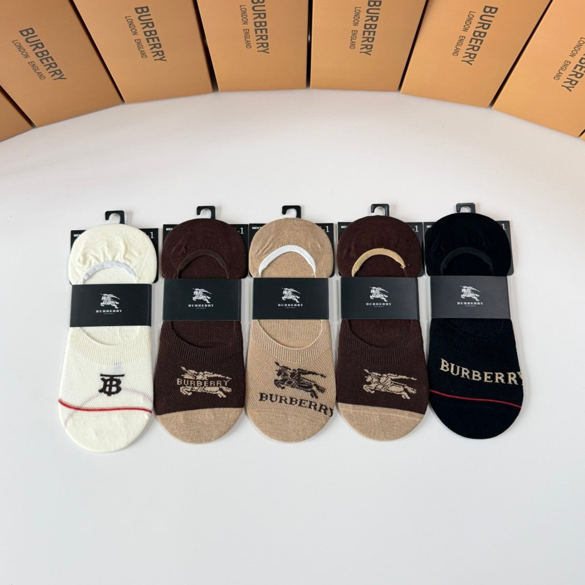 Men's Adult Socks Wholesale | $2.30/Pair | MOQ 250 Pairs