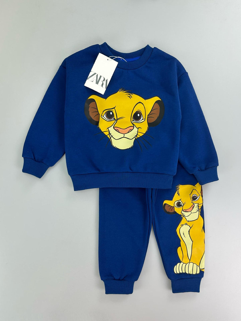 Mix-GC-110 | Kids' Minnie Mouse 2-Piece Tracksuit Set – Boys & Girls | Mixed Designs | Sizes 2-12 Years Old | $7.00/set | $84.00/dz | MOQ 500 | Total $3,500.00