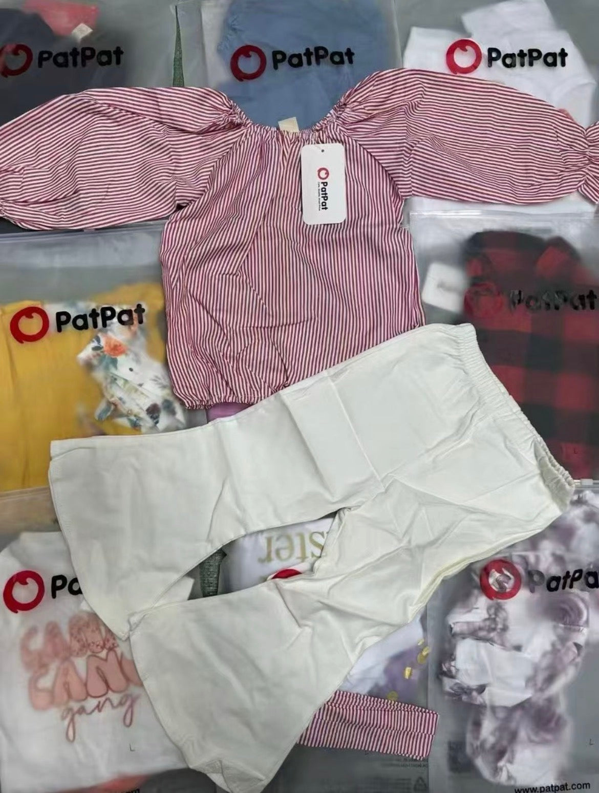 Mix Clothes Patpat Boys & Girls – Mix Size & Style | MOQ 100 pcs | Unit $2.30 | Dozen $27.60 | Code: Mix-GB-220