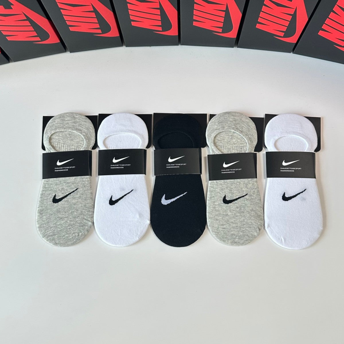 Men's Adult Socks Wholesale | $2.30/Pair | MOQ 250 Pairs