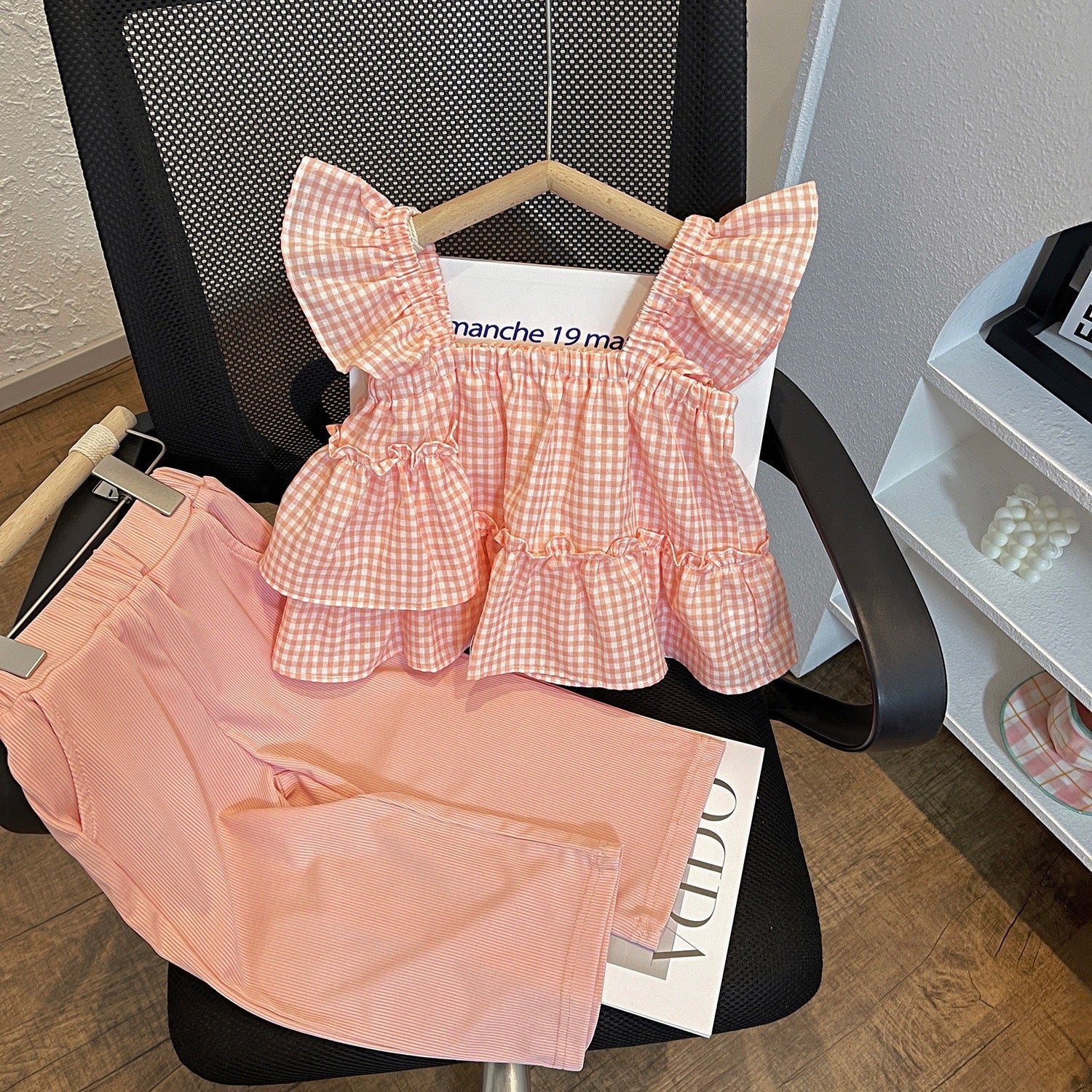 Cute Girls' Plaid Outfit Summer Set Sleeveless Top and Wide Leg Pants Two-Piece Casual Fashionable Baby Clothes