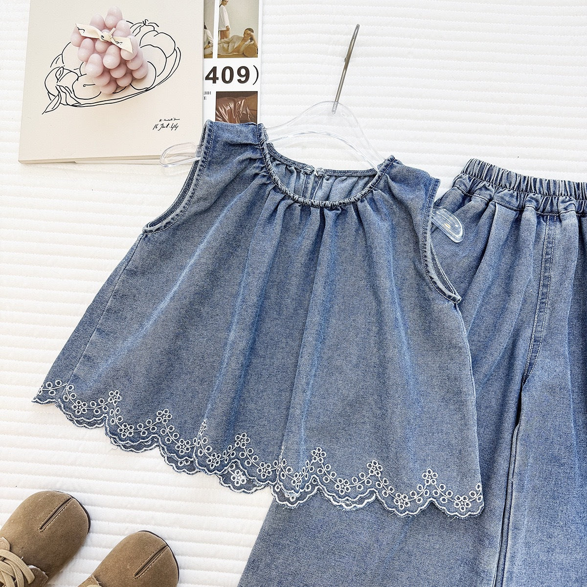 Casual Two-Piece Set for Girls: Denim Vest Top with Lace Flowers and Wide-Leg Pants