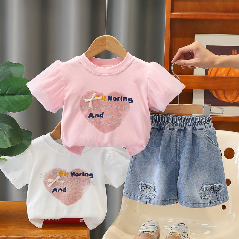 Love short sleeved two-piece baby outfit