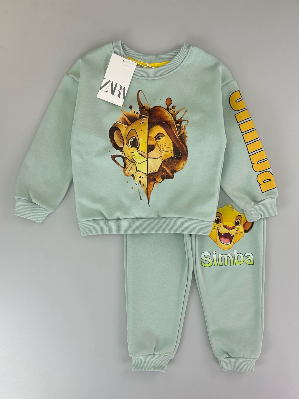 Mix-GC-110 | Kids' Minnie Mouse 2-Piece Tracksuit Set – Boys & Girls | Mixed Designs | Sizes 2-12 Years Old | $7.00/set | $84.00/dz | MOQ 500 | Total $3,500.00