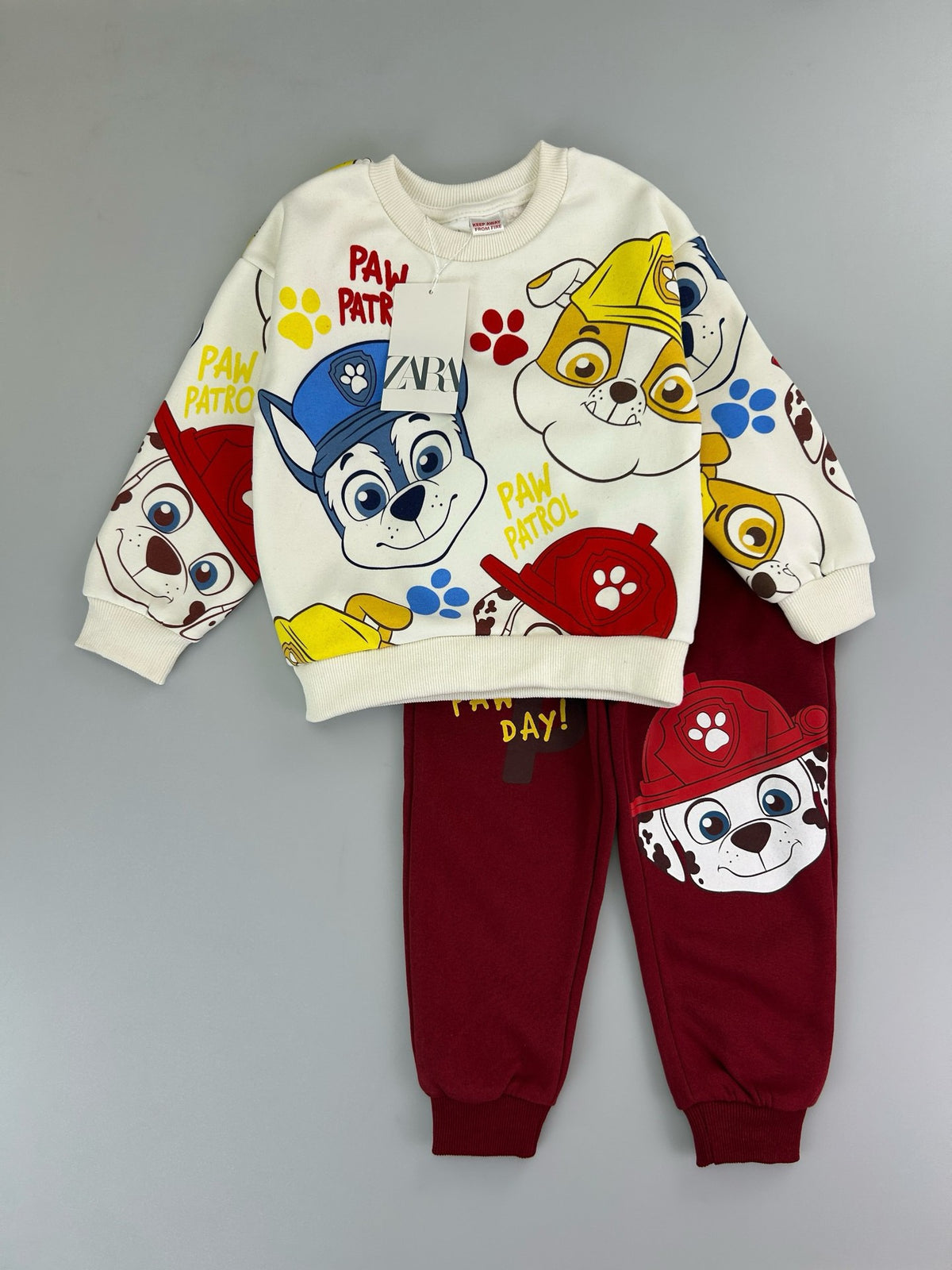 Mix-GC-110 | Kids' Minnie Mouse 2-Piece Tracksuit Set – Boys & Girls | Mixed Designs | Sizes 2-12 Years Old | $7.00/set | $84.00/dz | MOQ 500 | Total $3,500.00