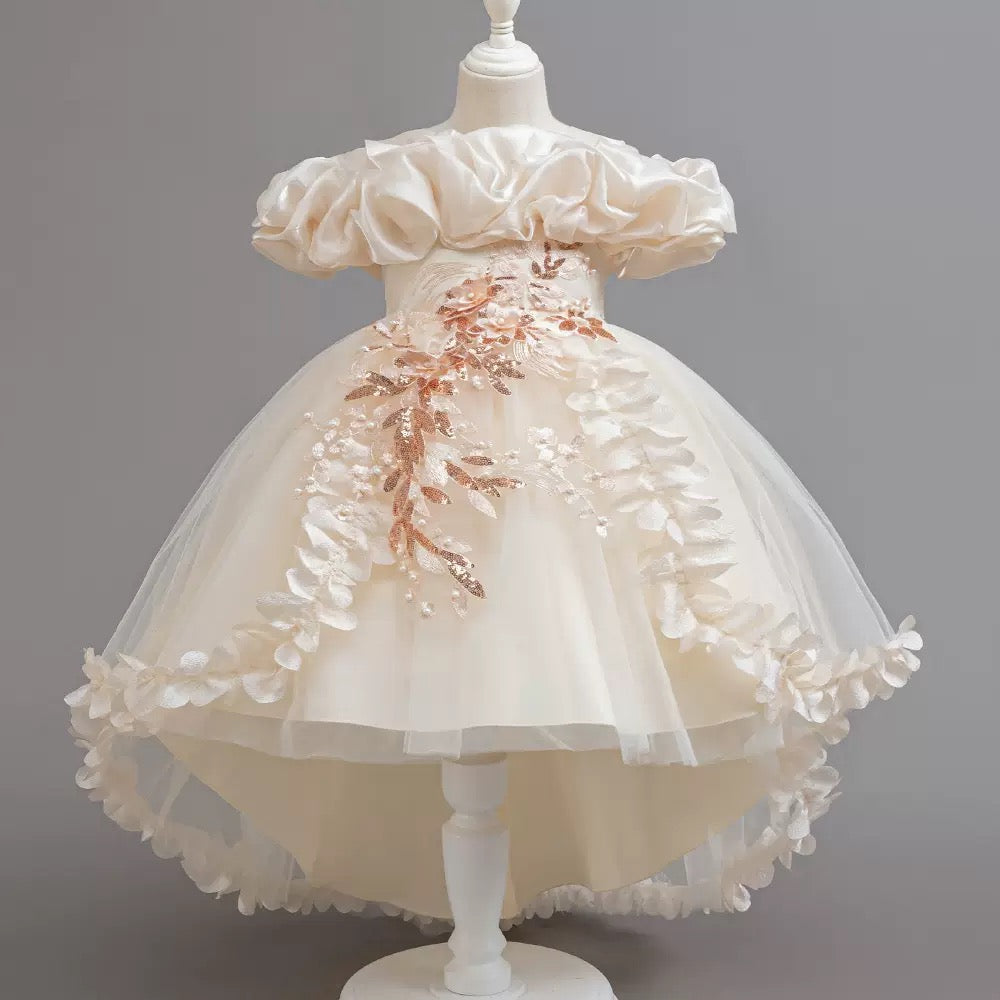 Wholesale Girls Luxury Off-Shoulder High-Low Princess Dress with Floral Embroidery – MOQ 50 Mixed Colors – 10 Pieces Per Color – $10 Each