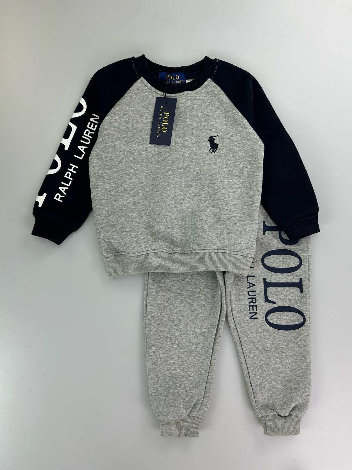 Mix-GC-110 | Kids' Minnie Mouse 2-Piece Tracksuit Set – Boys & Girls | Mixed Designs | Sizes 2-12 Years Old | $7.00/set | $84.00/dz | MOQ 500 | Total $3,500.00