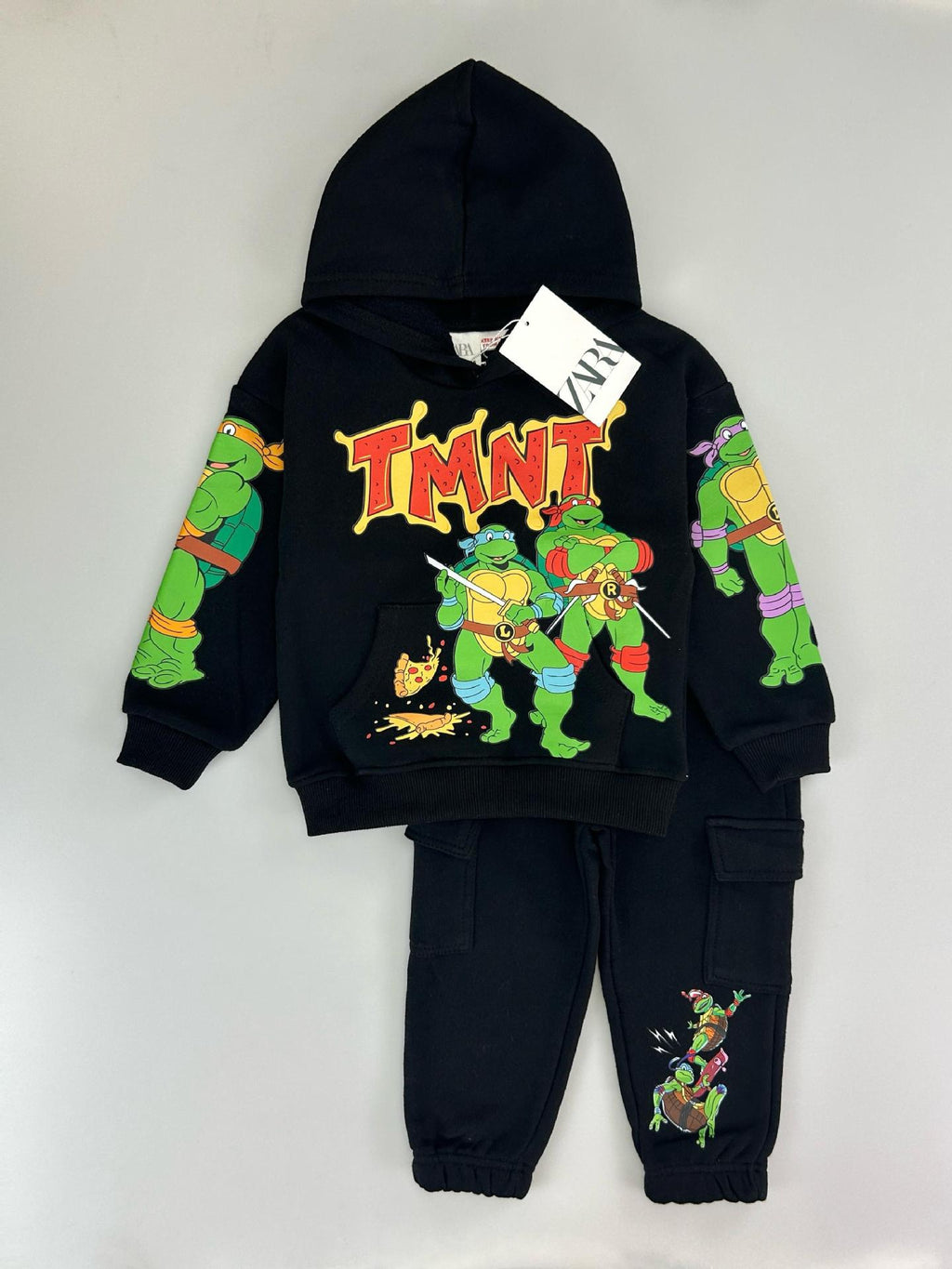 Mix-GC-110 | Kids' Minnie Mouse 2-Piece Tracksuit Set – Boys & Girls | Mixed Designs | Sizes 2-12 Years Old | $7.00/set | $84.00/dz | MOQ 500 | Total $3,500.00