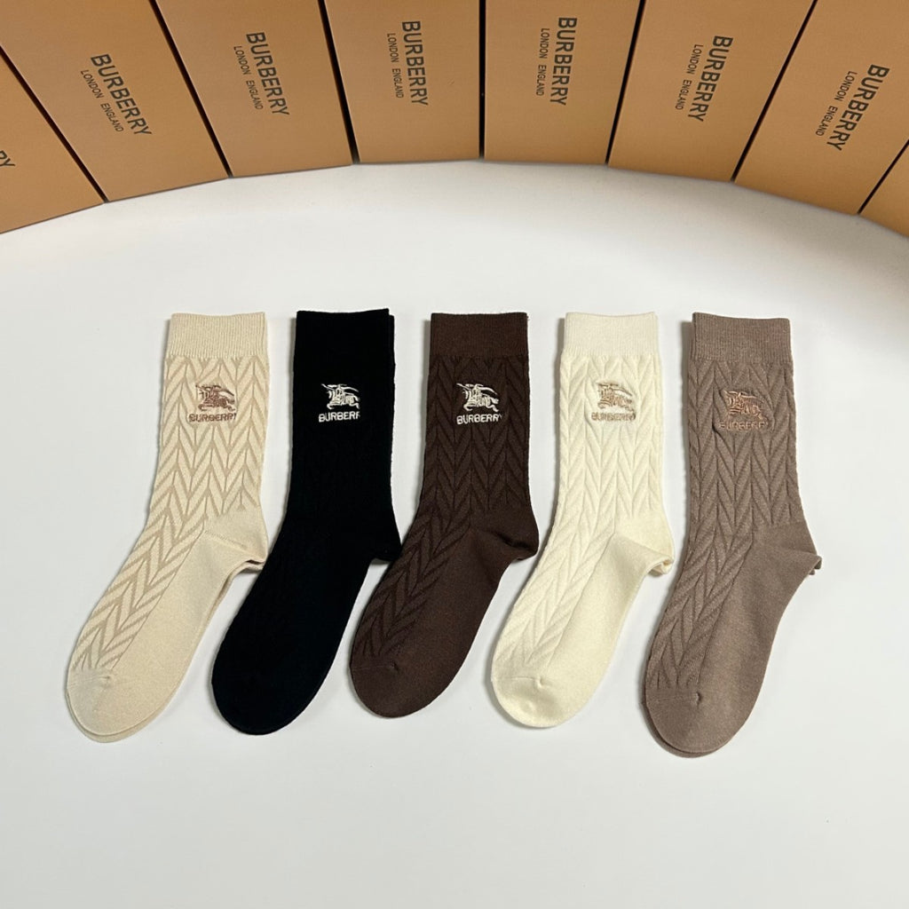Mixed Kids' Socks Wholesale | Ages 2–12 | Boys & Girls | $2.50/Pair | MOQ 250 Pairs