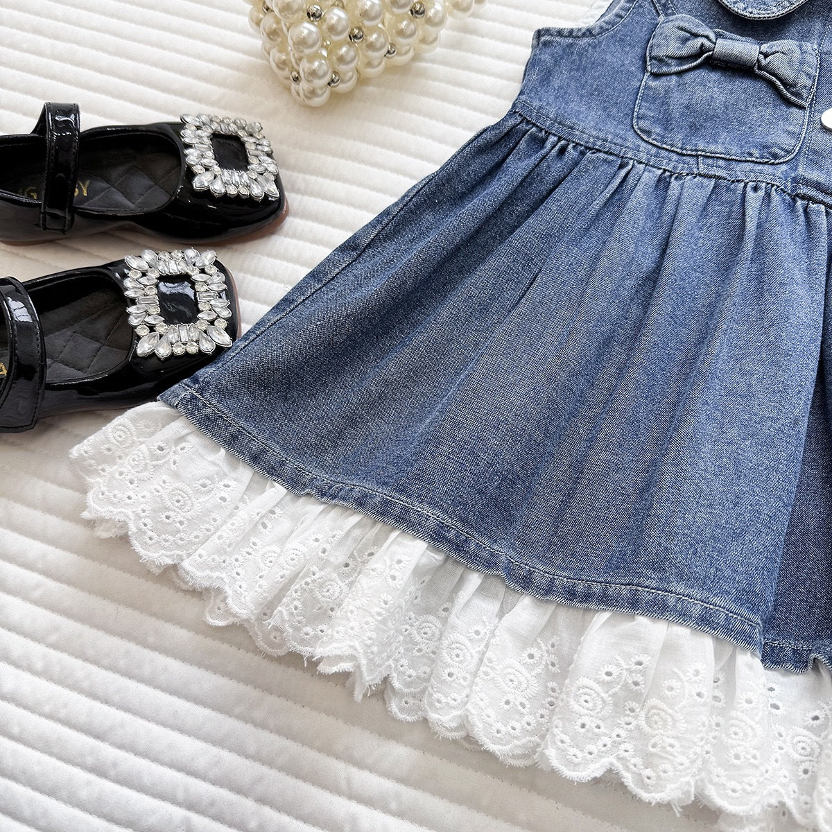 Charming Girls' Denim Dress with Butterfly Knot and Lace Splicing Sleeveless Dress for Summer Fashion Kids Clothing