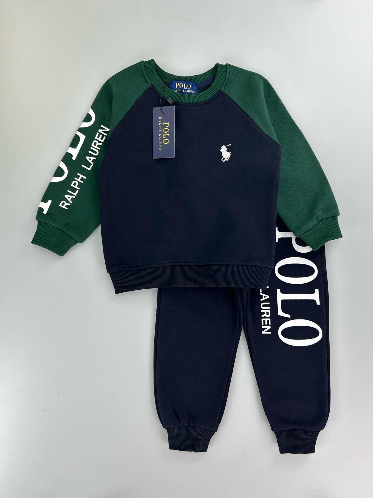 Mix-GC-110 | Kids' Minnie Mouse 2-Piece Tracksuit Set – Boys & Girls | Mixed Designs | Sizes 2-12 Years Old | $7.00/set | $84.00/dz | MOQ 500 | Total $3,500.00