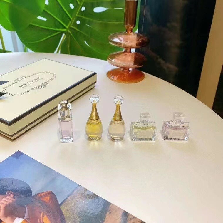 Dior Mini Perfume Gift Set – 5-Piece Fragrance Collection