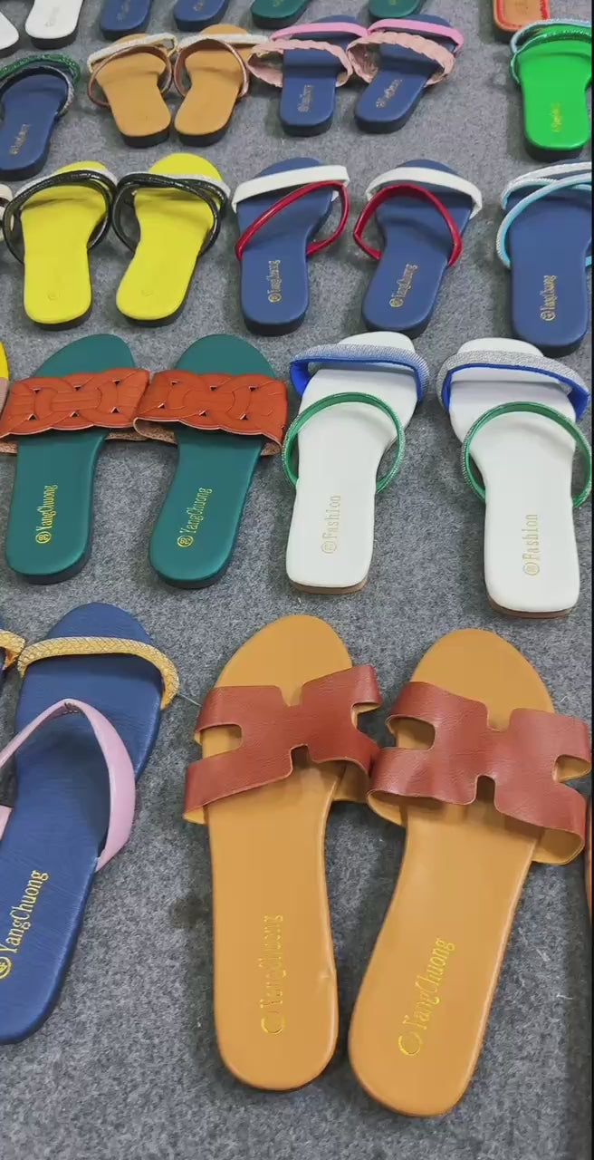 Mixed Women's Sandals & Flip Flops | Assorted Styles & Colors | MOQ 500 Pairs